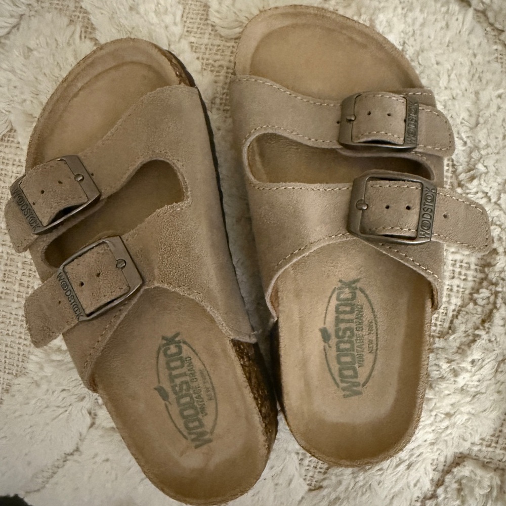 Woodstock Sandals Kids size 11 Tan Leather Suede Open Toe Buckle Strap Shoes